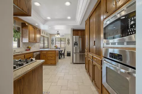 3224 E Birch Ave, Visalia, CA 93292 photo 23