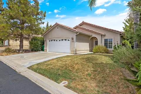 32614 Greene Dr, Springville, CA 93265