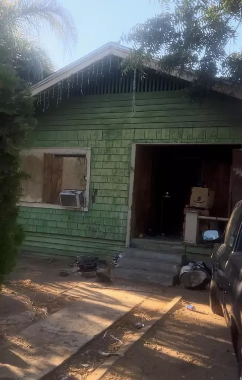 1561 E Marion Way, Dinuba, CA 93618