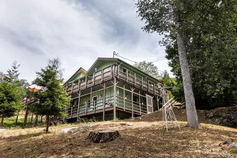45889 Flying T Dr, California Hot Springs, CA 93207
