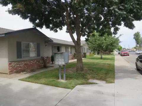 61 N 19th Ave N, Lemoore, CA 93245 photo 6