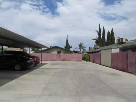 61 N 19th Ave N, Lemoore, CA 93245 photo 8