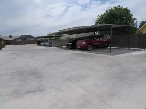 61 N 19th Ave N, Lemoore, CA 93245 photo 9