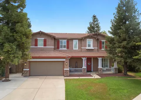 1216 N Pride Ct, Visalia, CA 93291