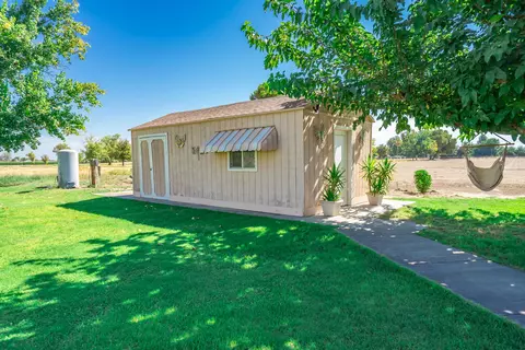 18240 Jackson Ave, Lemoore, CA 93245 photo 22