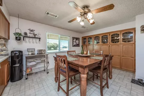 18240 Jackson Ave, Lemoore, CA 93245 photo 8