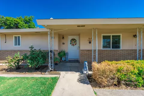 18240 Jackson Ave, Lemoore, CA 93245 photo 2