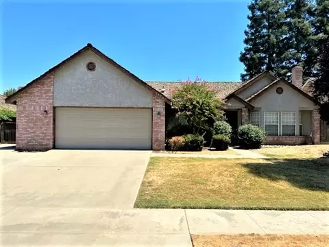 1126 N Palm St, Visalia, CA 93292