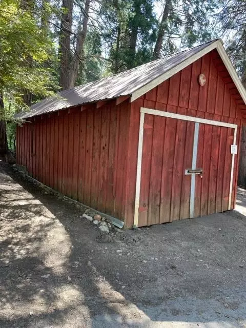 496 Linder Dr, Springville, CA 93265 photo 8