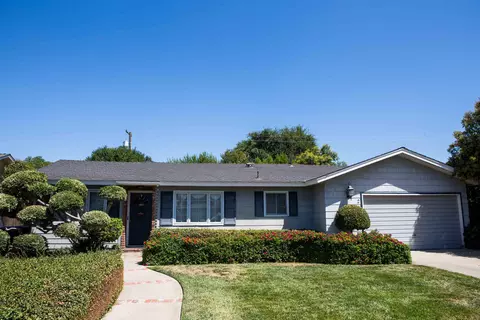 2304 W Cambridge Ave, Visalia, CA 93277