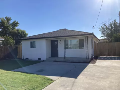 821 S Phillips St, Hanford, CA 93230