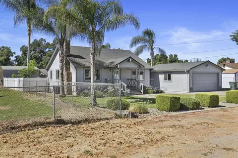 3928 Santa Fe St, Riverbank, CA 95367