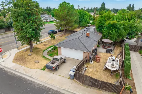2467 Sierra Ave, Clovis, CA 93611 photo 31