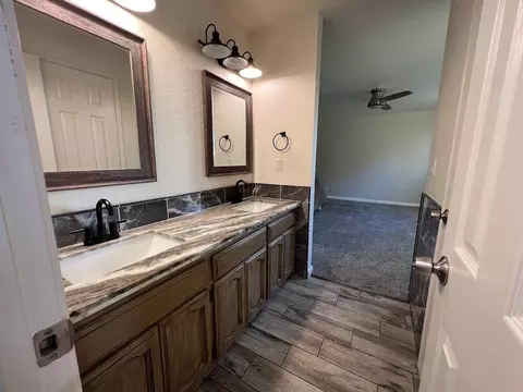 9891 18th Ave, Lemoore, CA 93245 photo 28