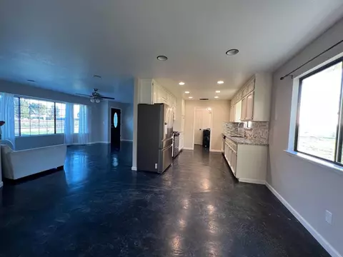 9891 18th Ave, Lemoore, CA 93245 photo 12