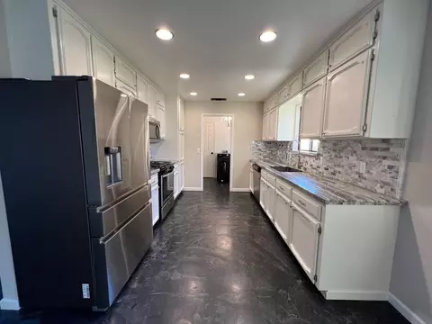 9891 18th Ave, Lemoore, CA 93245 photo 16