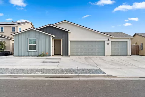 2279 Malkin Ct, Los Banos, CA 93635