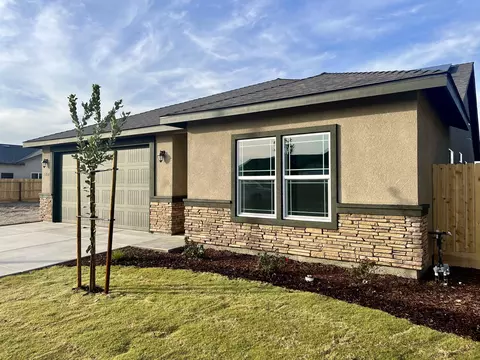 506 W Richard Ave, Porterville, CA 93257