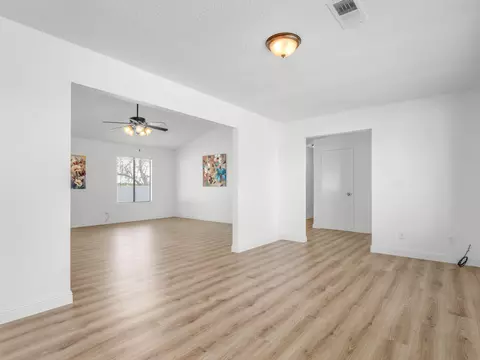 855 E Mt Whitney Ave, Laton, CA 93242 photo 18