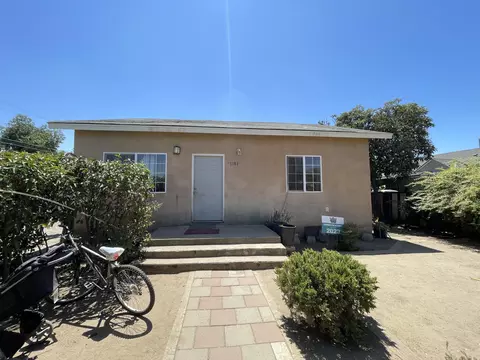 1181 H St, Orange Cove, CA 93646
