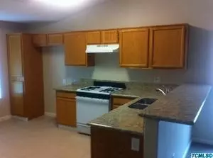 4112 E Feemster Ave, Visalia, CA 93292 photo 7