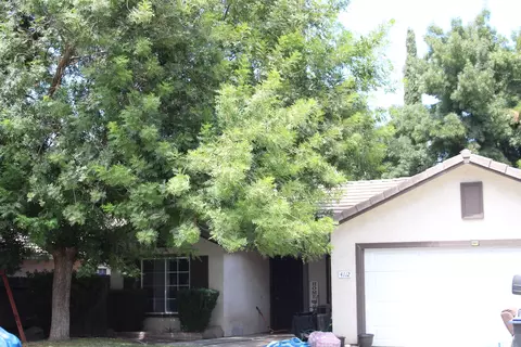 4112 E Feemster Ave, Visalia, CA 93292
