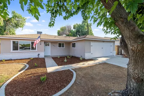 1681 W Kanai Ave, Porterville, CA 93257