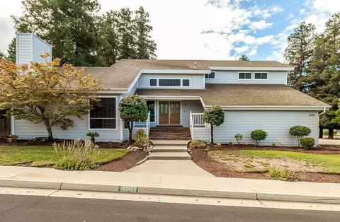 1285 W Riverglen Ave, Reedley, CA 93654