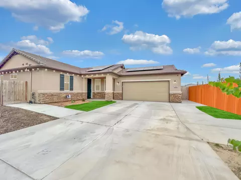 3095 Alexandria St, Tulare, CA 93274