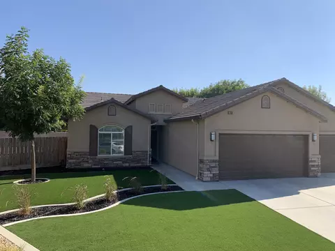 3138 Topaz Lake Ct, Tulare, CA 93274