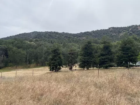0000 N North Fork Drive Dr, Three Rivers, CA 93271