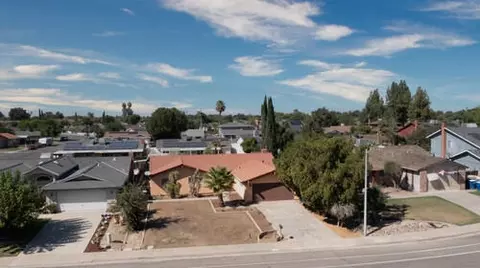 910 Cedar Ln, Lemoore, CA 93245 photo 21