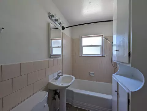 1052 E Academy Ave, Tulare, CA 93274 photo 12
