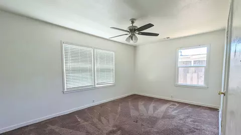 1052 E Academy Ave, Tulare, CA 93274 photo 5