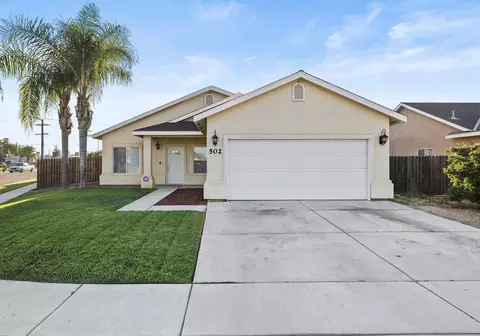 502 Napa St, Tulare, CA 93274