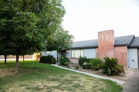 110 N Linwood St, Visalia, CA 93291