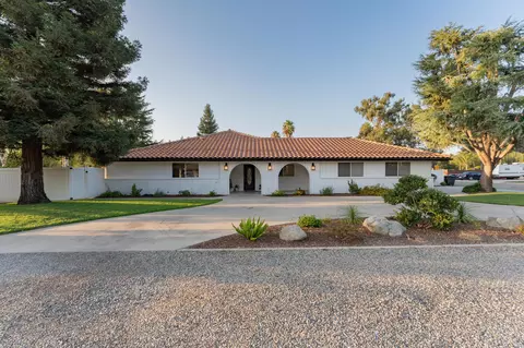 5428 Pershing Ave, Visalia, CA 93291