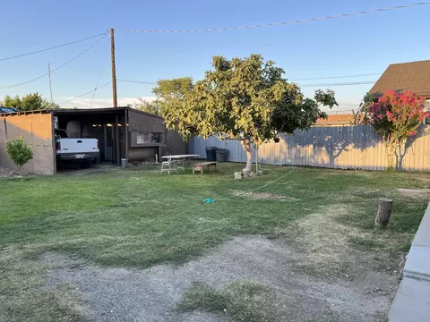 596 E Center Ave, Earlimart, CA 93219 photo 37