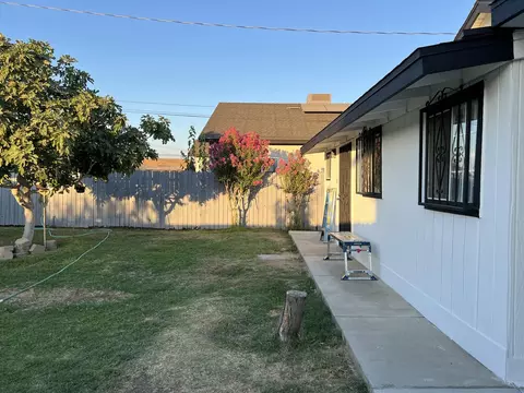 596 E Center Ave, Earlimart, CA 93219 photo 39