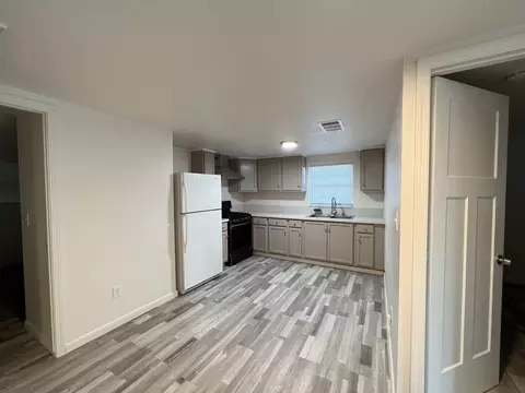 596 E Center Ave, Earlimart, CA 93219 photo 19