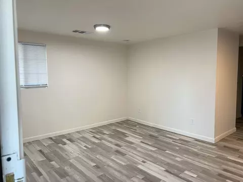 596 E Center Ave, Earlimart, CA 93219 photo 33