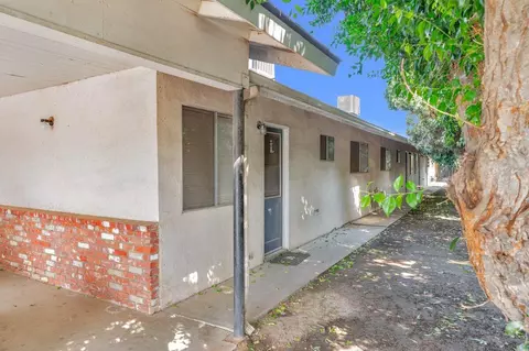 769 E Honolulu St, Lindsay, CA 93247 photo 5