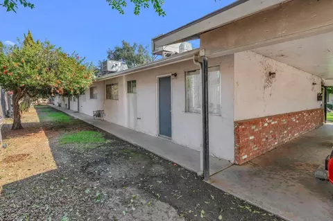 769 E Honolulu St, Lindsay, CA 93247 photo 7