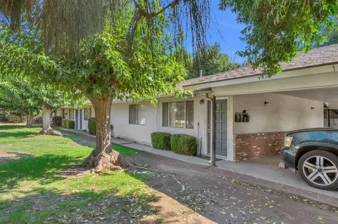 769 E Honolulu St, Lindsay, CA 93247 photo 8