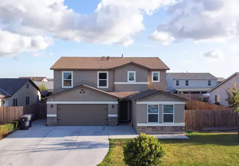 2229 Anderson Ave, Tulare, CA 93274