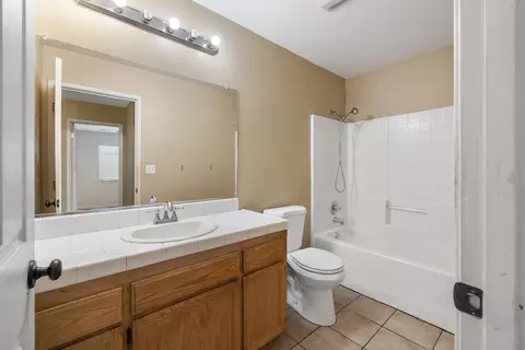 1382 Stinson Dr, Lemoore, CA 93245 photo 25