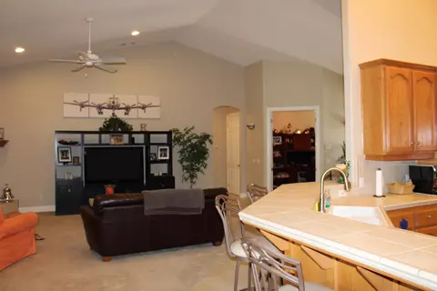 103 Old Line Ct, Exeter, CA 93221 photo 16