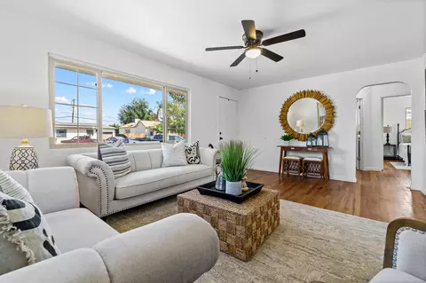 527 Porter St, Hanford, CA 93230 photo 7