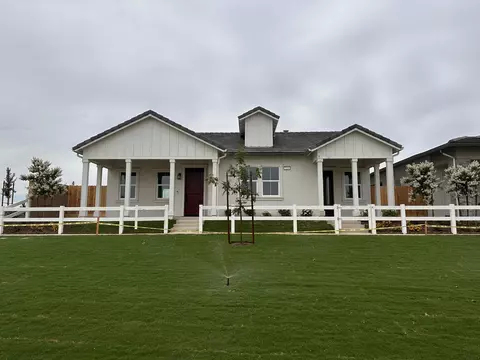 329 Huckleberry Ln S #LOT 75, Madera, CA 93636