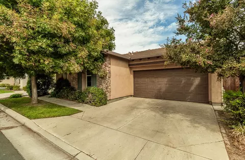 1756 W Castoro Way, Hanford, CA 93230